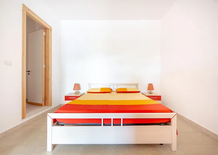 Rosso Tramonto Apartment *